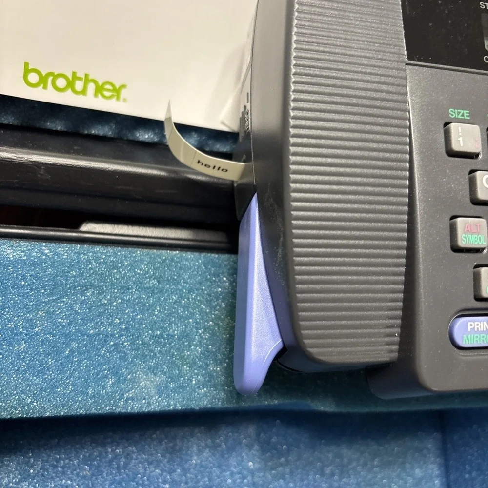 Brother P-Touch Label‎ Maker Electronic Labeling System PT-12/15 w/ Tape & Case